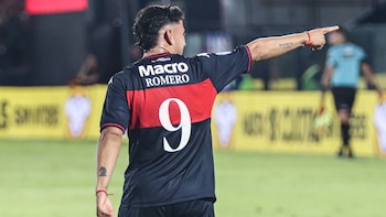 Con un golazo de taco