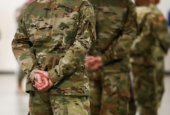 Las víctimas del esquema fueron beneficiarios de TRICARE que confiaron en las clínicas de Curry creyendo que recibían atención médica legítima (REUTERS/Lindsey Wasson/File Photo)