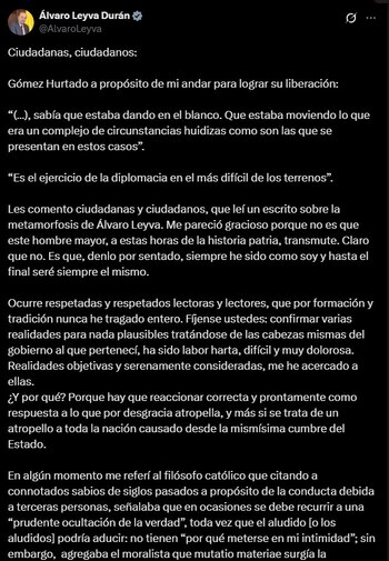 El exministro abordó temas sensibles