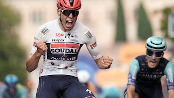 Paul Magnier impone su ley al esprint en el Giro y Jonas Vingegaard blinda la 'maglia rosa'