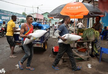 Los comercios minoristas han limitado