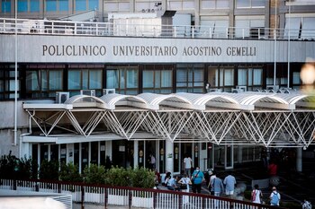 Exterior del Policlinico Gemelli de