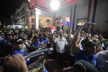 Las tradicionales dianas marcan el inicio de las celebraciones del 3 de noviembre con interpretaciones musicales durante la madrugada en distintos puntos del país. Tomada de la Presidencia