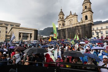 Además de apoyar las reformas
