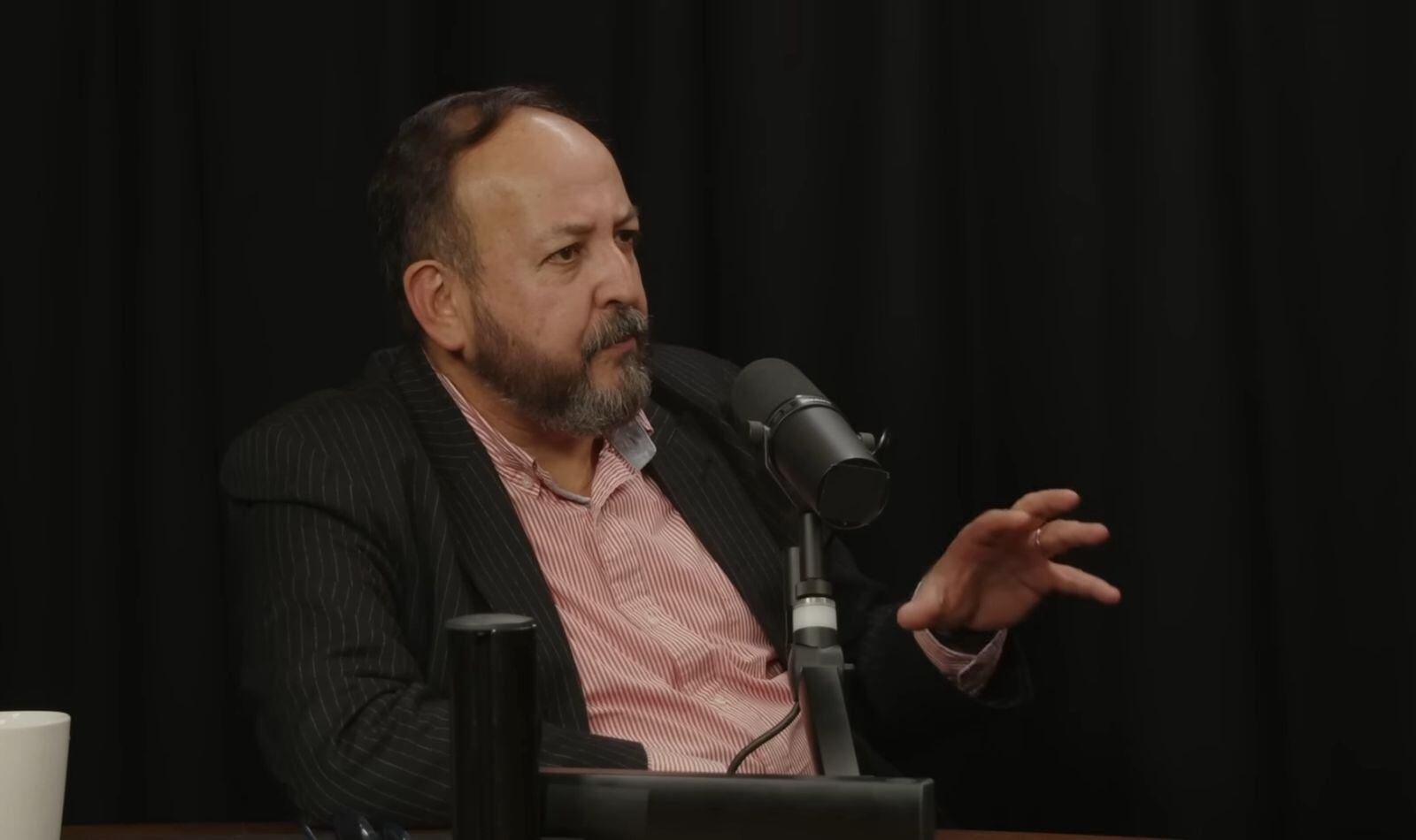 Las terapias con células madre representan una opción innovadora que podría, por primera vez, reparar el daño auditivo (Captura de video: YouTube/ZOE)