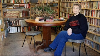 Elsie Eiler en la 'Biblioteca