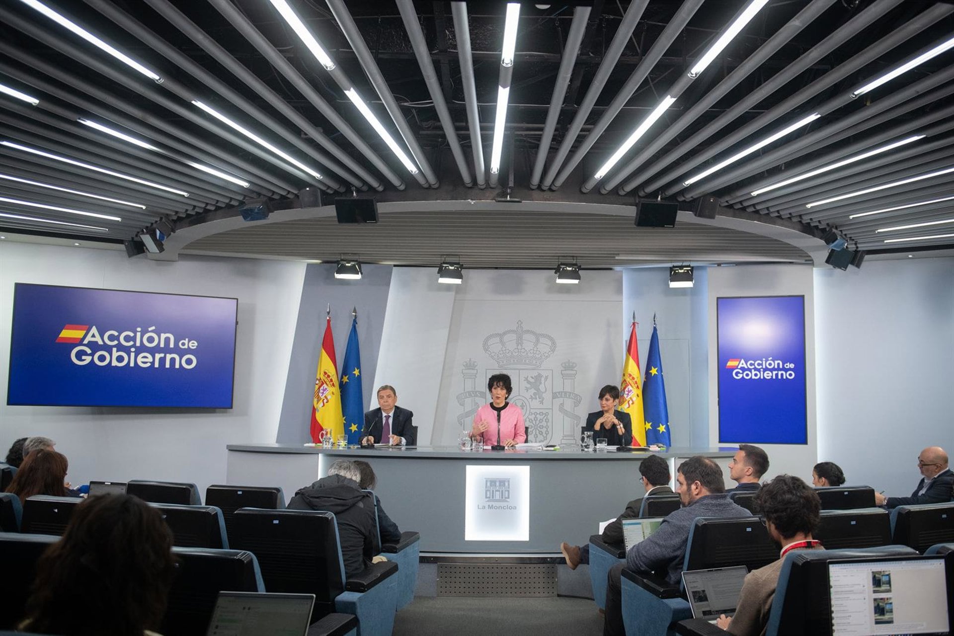 El Gobierno respeta el fallo del Constitucional sobre la ley de nietos, pero confía en que la “decisión definitiva” revierta el veto al voto (Europa Press)