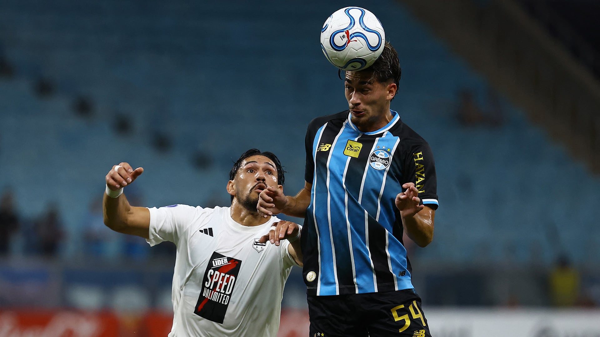 Deportivo Riestra recibirá a Gremio (Photo by SILVIO AVILA / AFP)