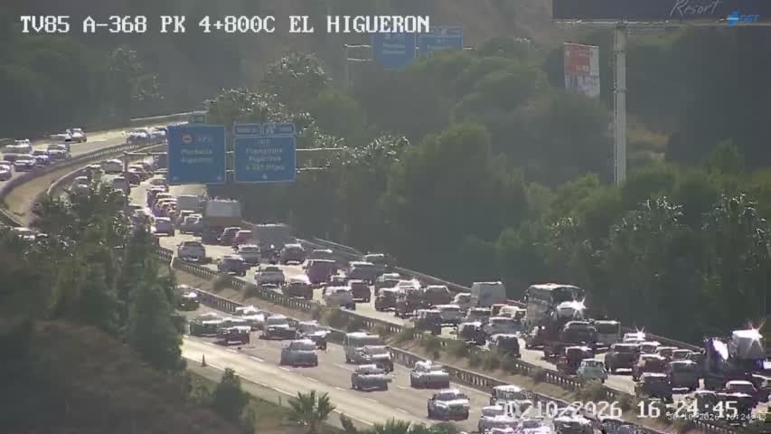Tráfico en la carretera A-368 a la altura del kilómetro 4,8, en la provincia de Málaga. (DGT)