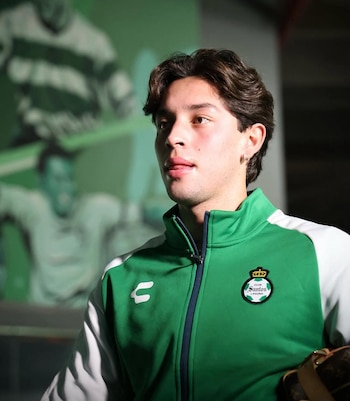 Santos Laguna mantiene el control de la carta de Jordan Carrillo y podría terminar el préstamo con Pumas antes de finalizar su contrato. (Instagram/ @jordancarrillo10)