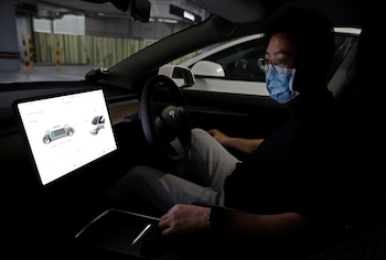 En los vehículos Tesla, los