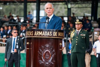Nasry Asfura anunció nuevas medidas para fortalecer la red pública de salud en Honduras.(Foto: Casa Presidencial)