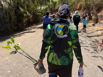 MUDECOOP impulsa en Manzanillo una iniciativa para restaurar y proteger los manglares frente al cambio climático en Costa Rica. (Foto cortesía Mudecop Manzanillo)