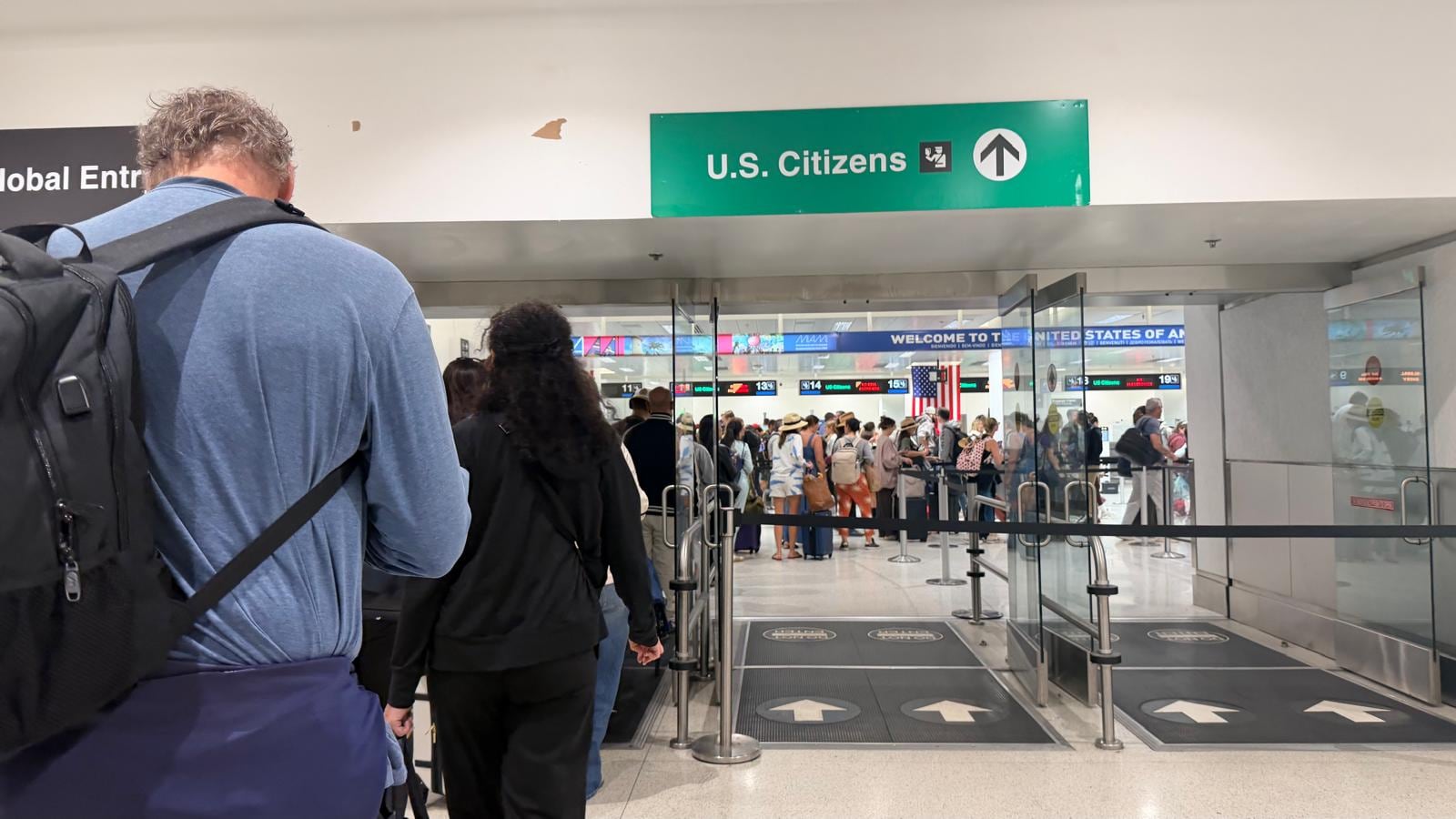 La Oficina de Aduanas y Protección Fronteriza de Estados Unidos verificó la identidad de más de 1.000 millones de viajeros con biometría facial. (Opy Morales)