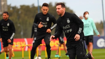Lionel Messi compartirá la ofensiva