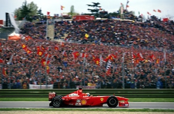 Lewis Hamilton hará su presentación