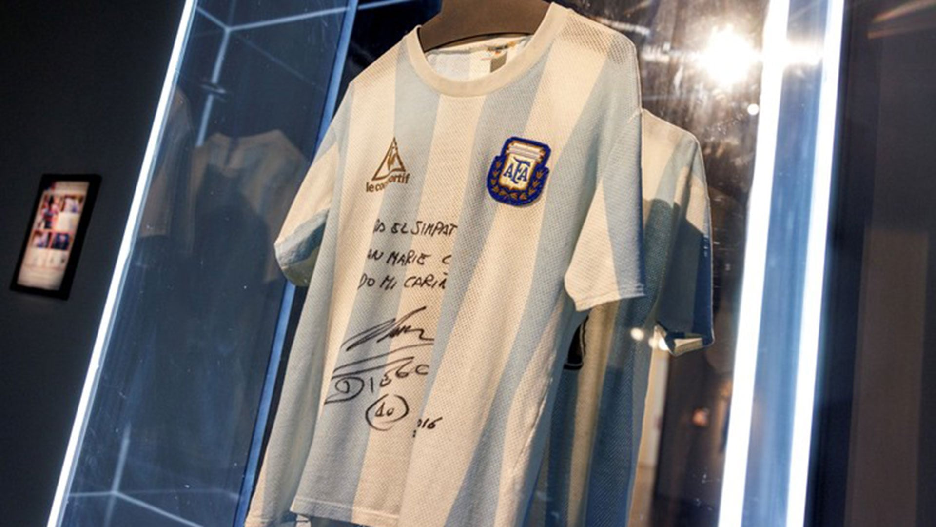 Diego Maradona convirtió los dos goles de Argentina ante Bélgica en la semifinal (Crédito: EFE)