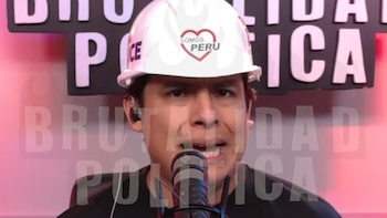Curwen anuncia campaña con Carlos Bruce y pide votar por él: candidato le responde “en buena hora te engañaron”