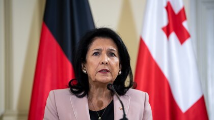 La presidenta de Georgia vetó la polémica “ley rusa” sobre agentes extranjeros y exigió su derogación en el Parlamento