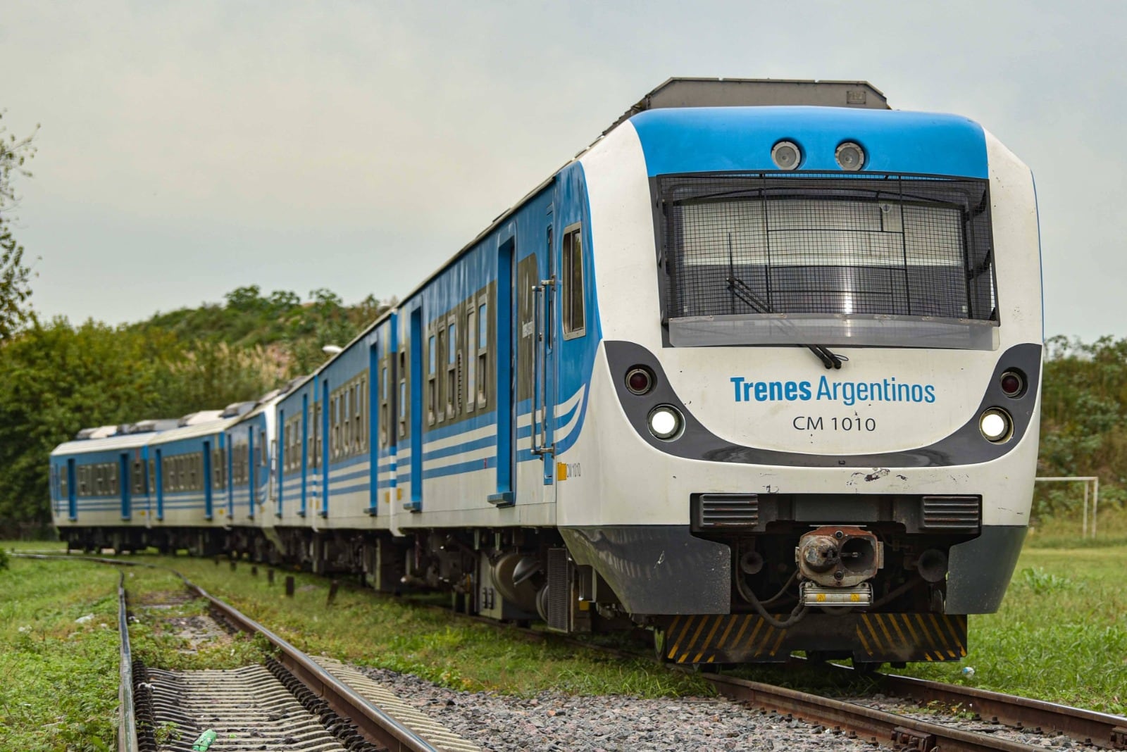Trenes Argentinos formalizó la compra de 43 formaciones nuevas por 324 millones de dólares bajo el marco de la Emergencia Ferroviaria (Trenes Argentinos)