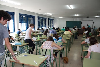 Alumnos en una aula (Europa