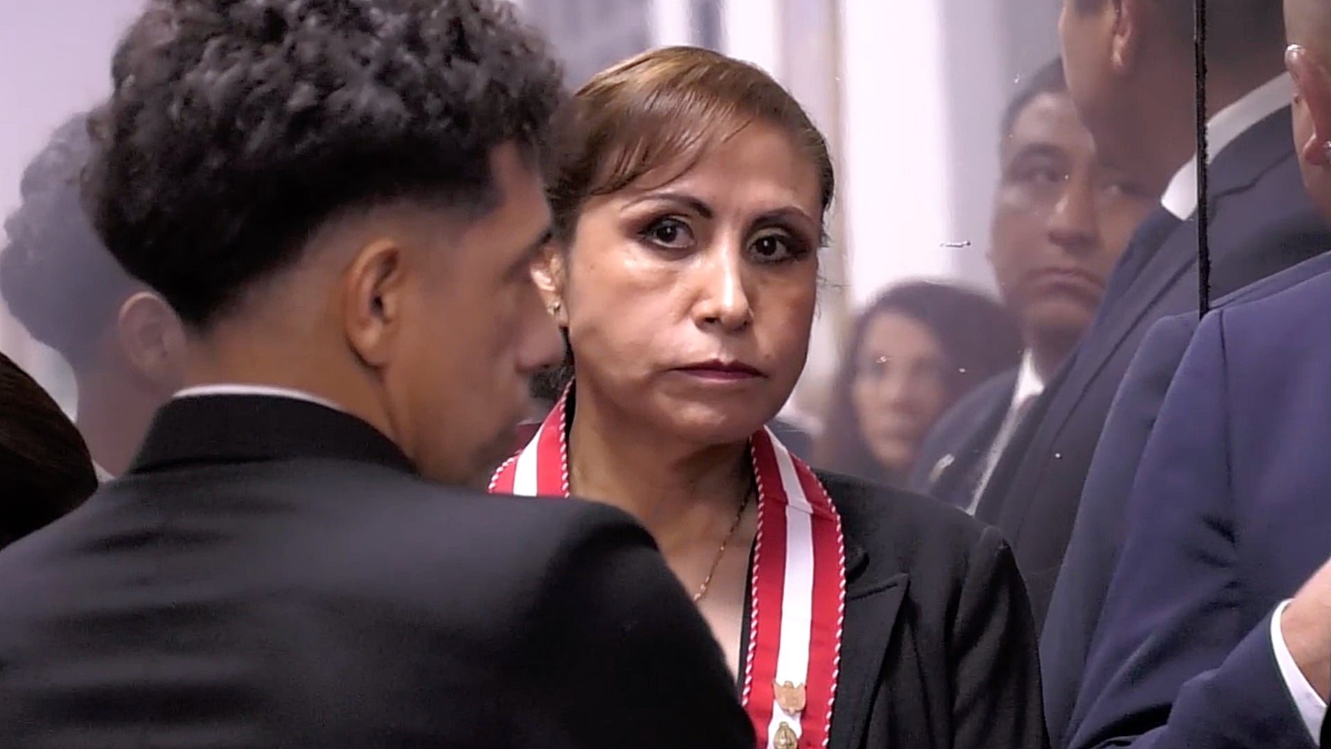 Denuncian penalmente a Patricia Benavides por ejercicio ilegal de la profesión de abogada