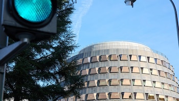 El Constitucional admite a trámite