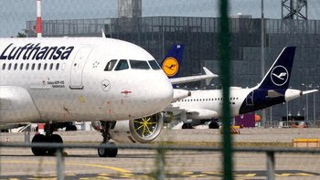Lufthansa suspendió 800 vuelos de