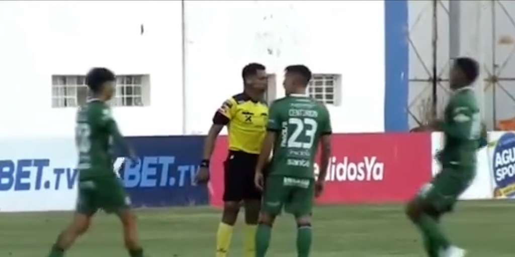 La agresión de Ricardo Centurión a un árbitro en el fútbol de Bolivia