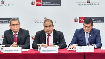MEF sí dará presupuesto extra para gratificaciones de julio de los trabajadores CAS