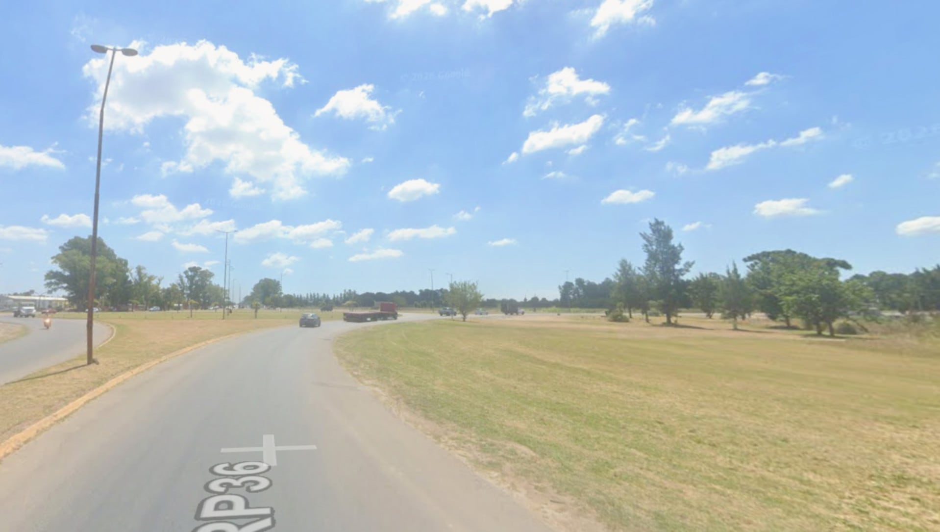 La zona de La Plata donde un matrimonio de jubilados fue víctima de una violenta entradera, generando preocupación en la comunidad local (Google Maps)