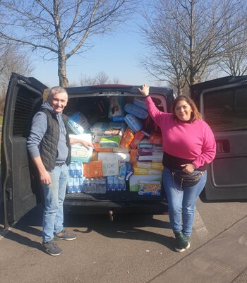 Milca y Jorge cargaron de