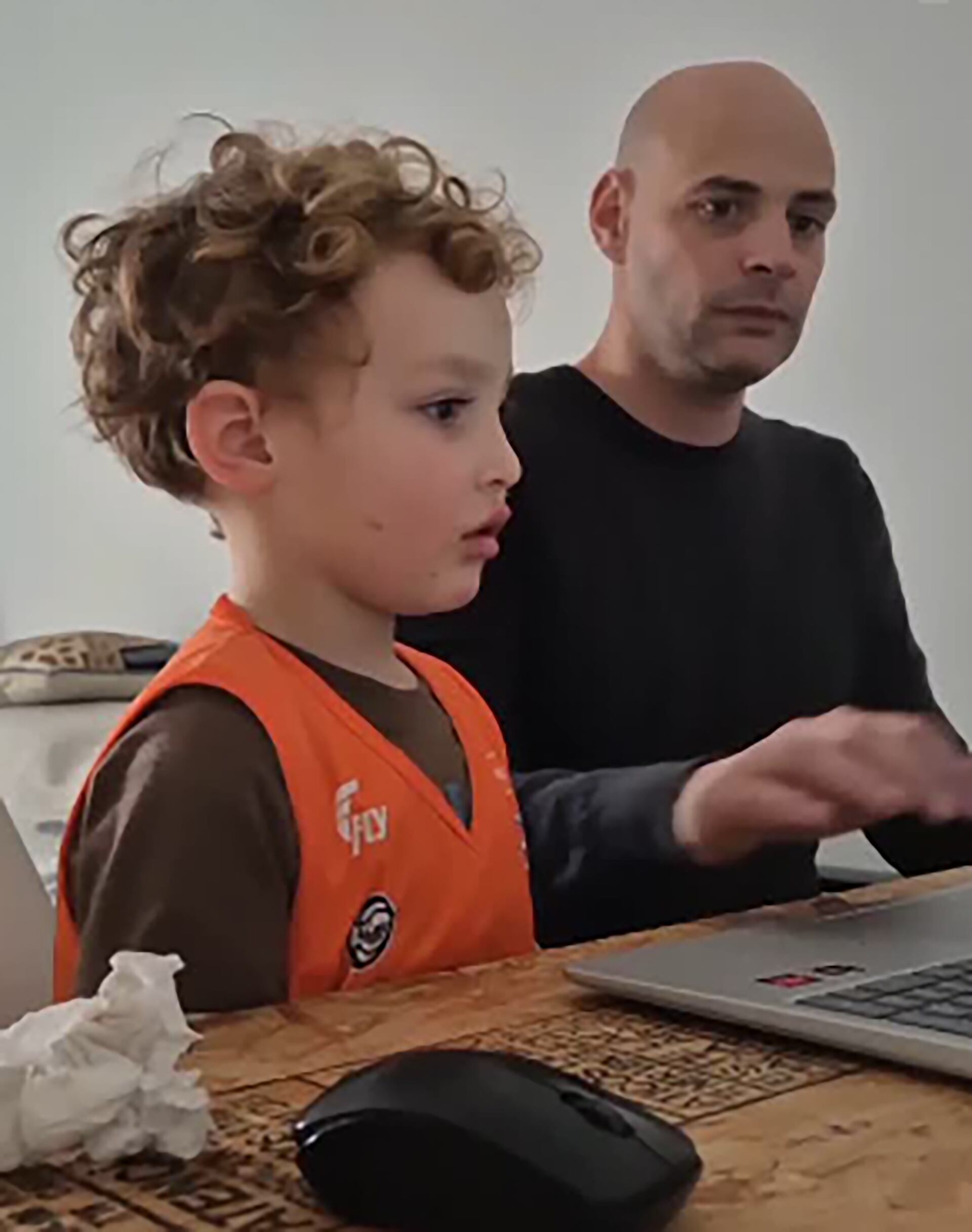 Toto no tiene segundo nombre pero lleva doble apellido: Epifanio Lorca