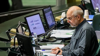 El jefe negociador de Irán ve "muy lejos" un acuerdo final con EEUU