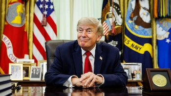 Trump asegura que Cuba se está "acercando" a Estados Unidos "después de muchas décadas"