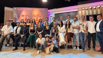 Del Barrio Producciones y América Multimedia presentan 'Señora del Destino'.