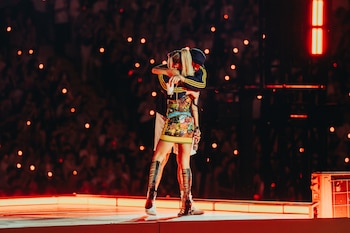 Bad Gyal fue una de las invitadas sorpresa en el concierto de Bad Bunny en Barcelona.