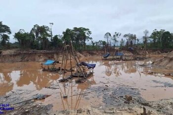 FF.AA. y PNP destruyen campamentos