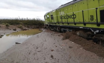 Tren Patagónico S.A. descartó personas heridas y confirmó que coordina traslados en colectivos para los pasajeros afectados