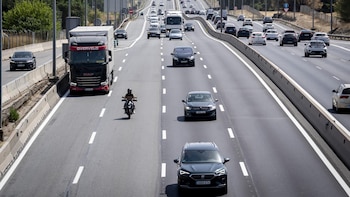 Automovilistas piden al próximo gobierno "más inversión" en conservación de carreteras tras el adelanto electoral