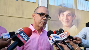 “Pido perdón cada día”: Mario Llenas sale en libertad, marcado por las 34 puñaladas a su primo en República Dominicana