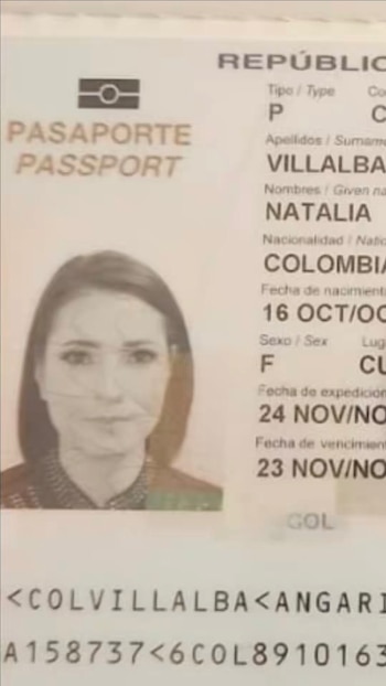 La mujer sería presuntamente Natalia Villalba y aparecería como la persona que arrendó el apartamento donde ocurrió el hallazgo - crédito @ColombiaOscura/X