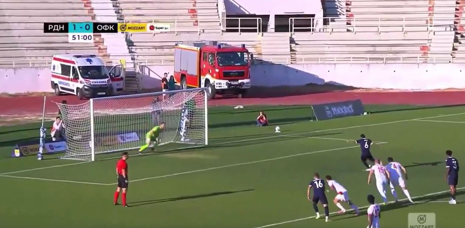 Sergio Peña apareció en el inicio del segundo tiempo para convertir de penal y darle vida al OFK Beograd ante Radnicki Nis, aunque el local reaccionó y terminó imponiéndose por 3-1.
(OFK Beograd)