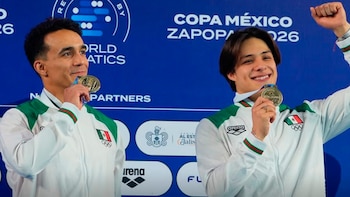 Osmar Olvera y Juan Celaya dan el oro a México en trampolín sincronizado en Guadalajara