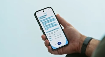 Puedes usar comandos de voz para que la IA te ayude a escribir.