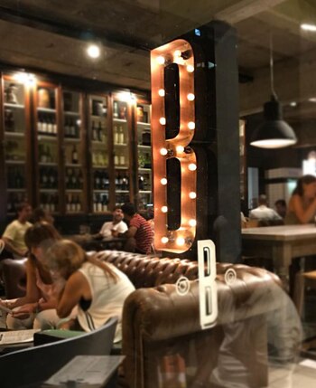 Una de las sucursales del