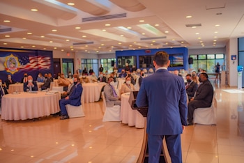 El Salvador es referente internacional por sus resultados en la lucha contra pandillas, según directivos de la ILEA y expertos invitados./ (ILEA San Salvador)