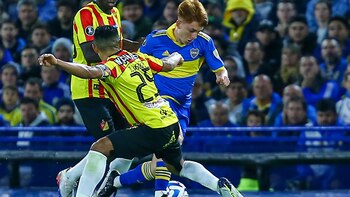 La historia de Valentín Barco, el “salvador” de Boca Juniors que recorría 450 kilómetros para ir a entrenar y se reinventó como lateral