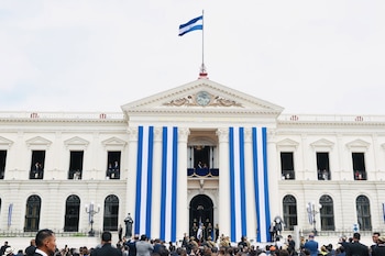 En 2024, existían 8.2 personas