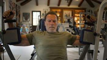 “No hay línea de meta”: Schwarzenegger por qué entrena todos los días a sus casi 80 años